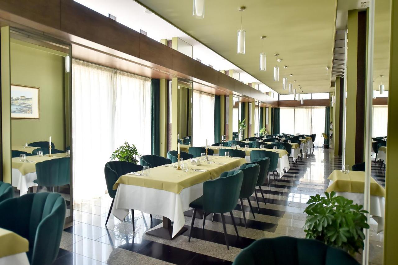 Hotel Scapino Мамая Экстерьер фото