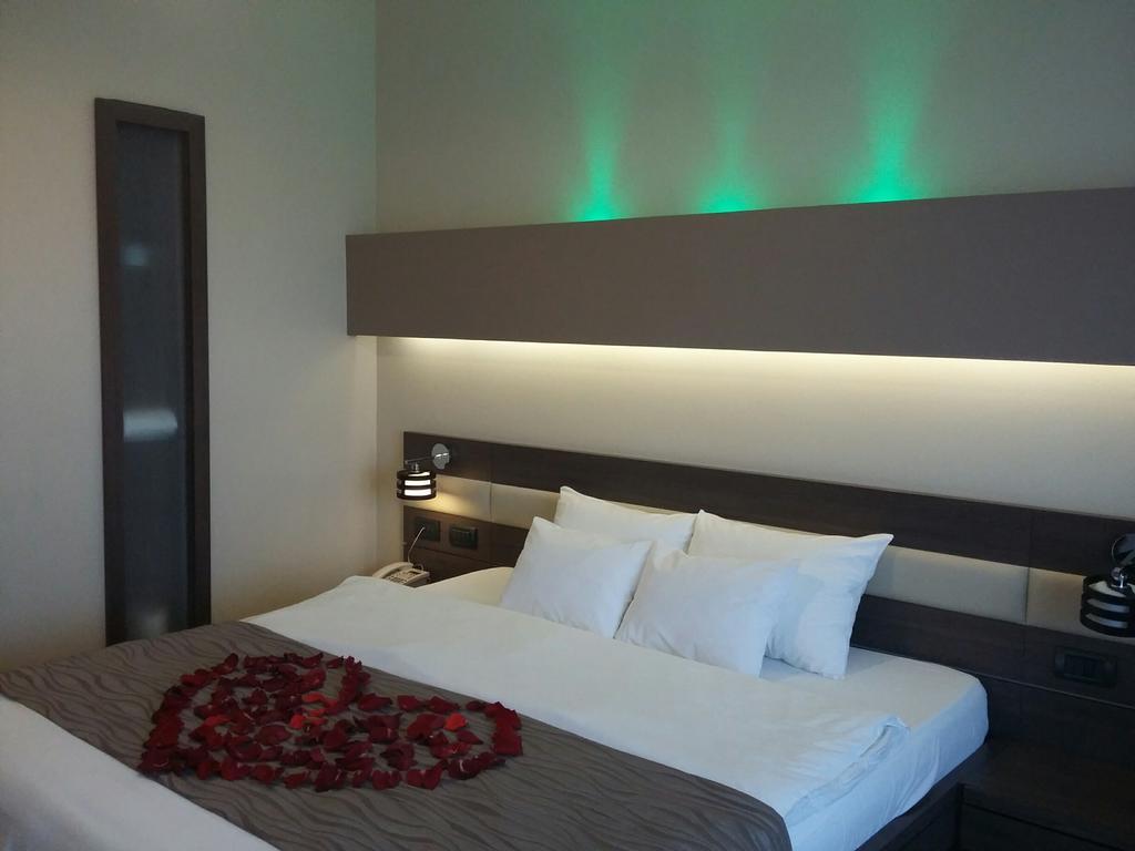 Hotel Scapino Мамая Экстерьер фото